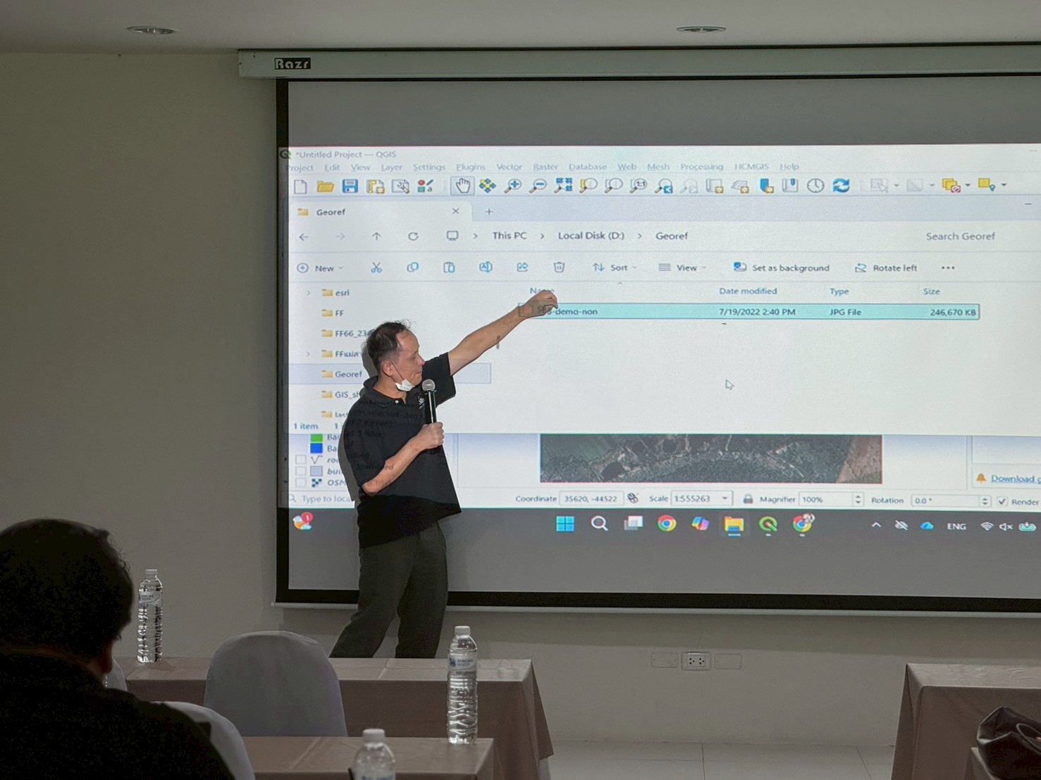 หลักสูตรการจัดทำฐานข้อมูลทรัพยากรโดยใช้โปรแกรม QGIS